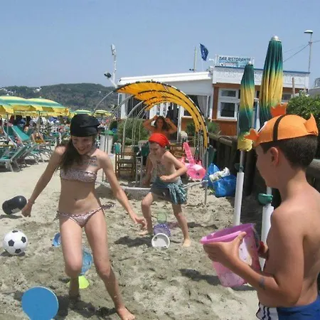 Le Canne Family & Hotell Forio di Ischia